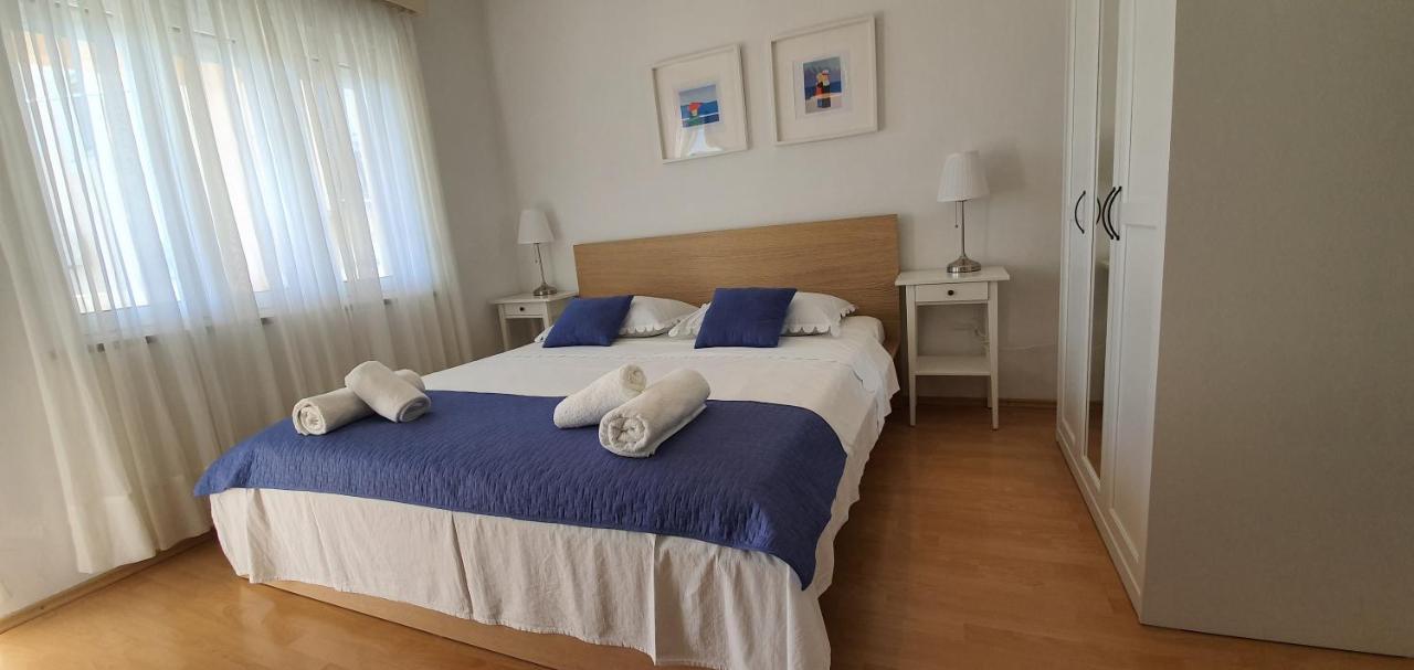 Apartmani Mira Vodice Exterior photo