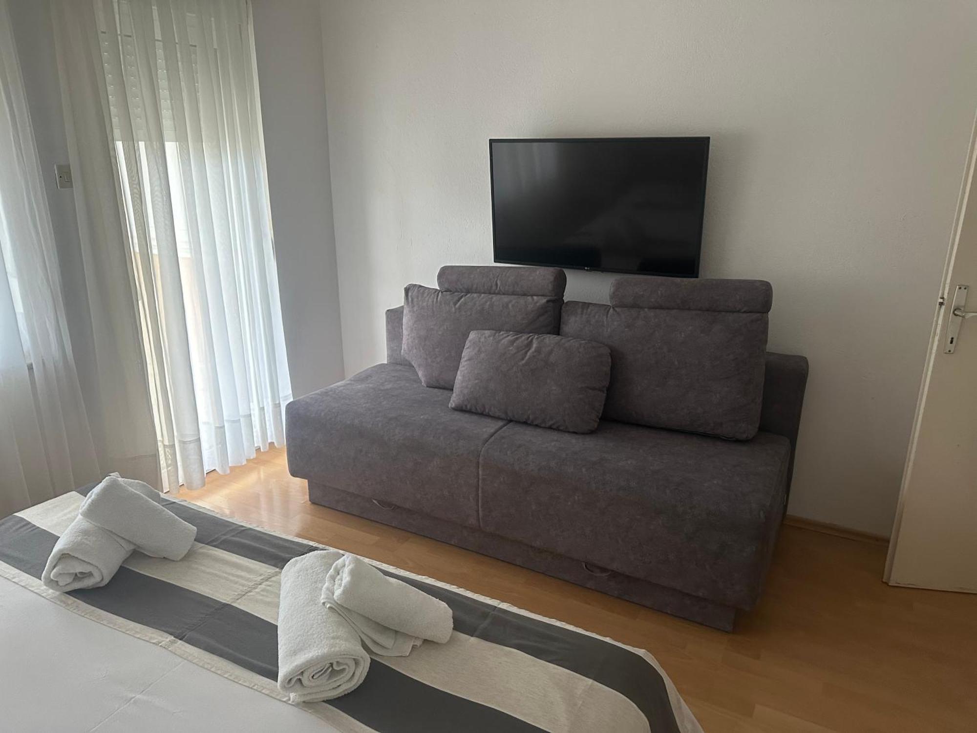 Apartmani Mira Vodice Exterior photo