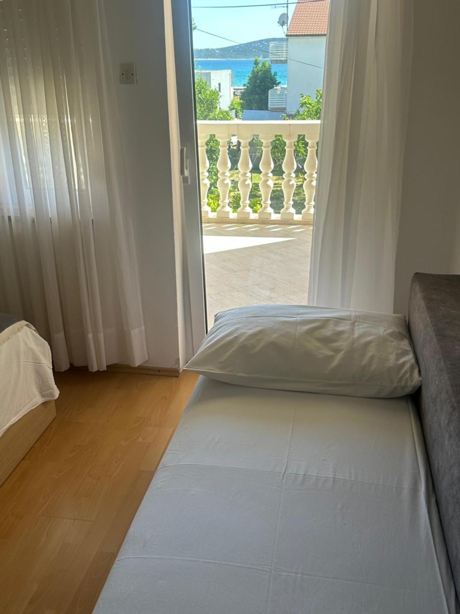 Apartmani Mira Vodice Exterior photo